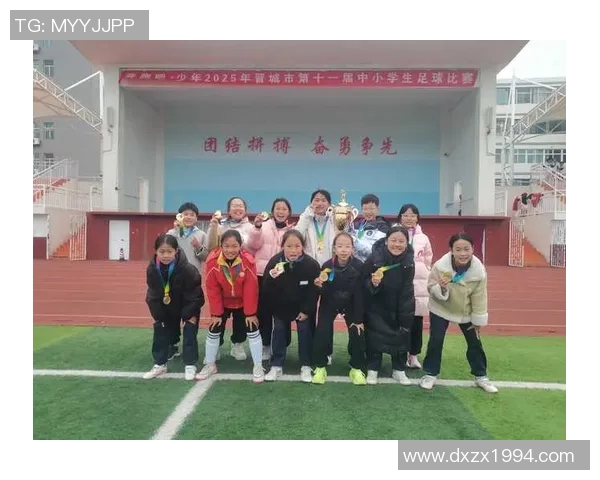 武汉足球队奋勇争先展现拼搏精神助力城市足球发展新篇章